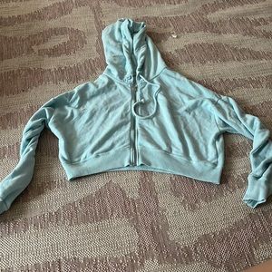 Cropped hollister zip up